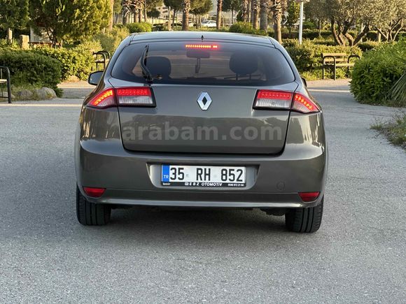 Sahibinden Renault Laguna 1.5 dCi Expression 2008 Model  485.000 km Bej