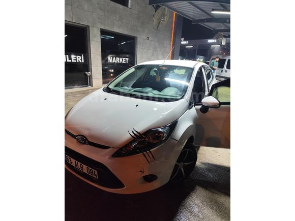 Memurdan Ford Fiesta 1.4 TDCi Trend 2011 Model
