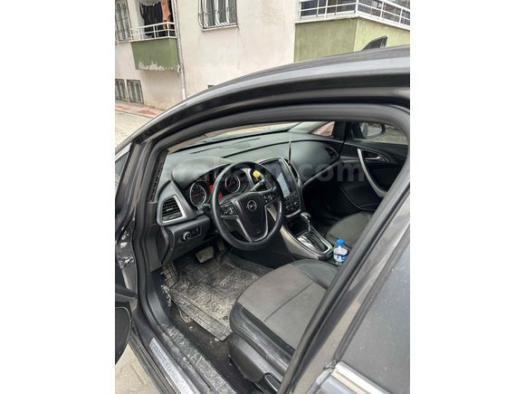 Sahibinden Opel Astra 1.4 T Cosmo 2012 Model  