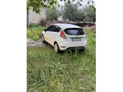 Sahibinden Ford Fiesta 1.5 TDCi Trend 2013 Model  90.000 km Beyaz