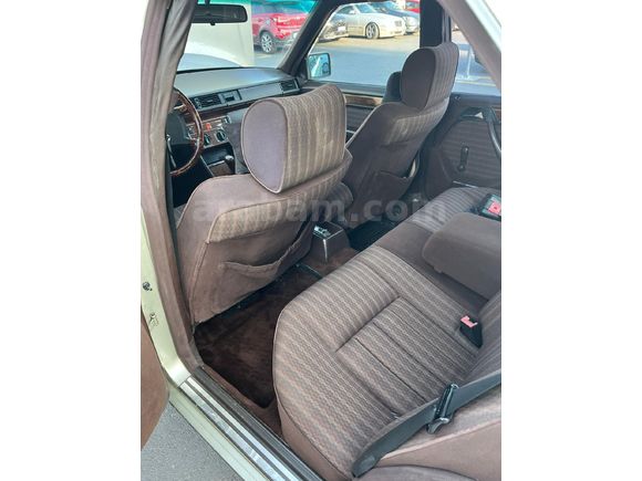 Sahibinden Mercedes - Benz 250 D 1990 Model
