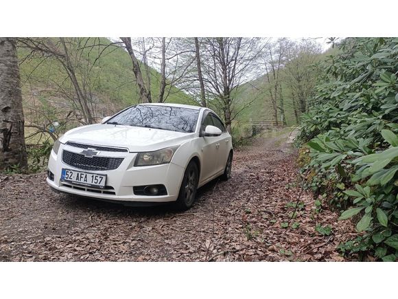 Sahibinden Chevrolet Cruze 1.6 LS 2010 Model  298.000 km Beyaz