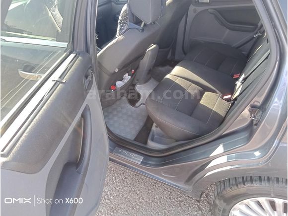 Sahibinden Ford Focus 1.6 Ti-VCT Titanium 2009 Model
