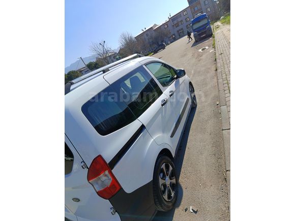 Sahibinden Ford Transit Courier 1.5 TDCi Trend 2020 Model