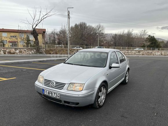 2 LOKAL BOYALI DEĞİŞENSİZ DÜŞÜK KM PASİCİF BORA 2004