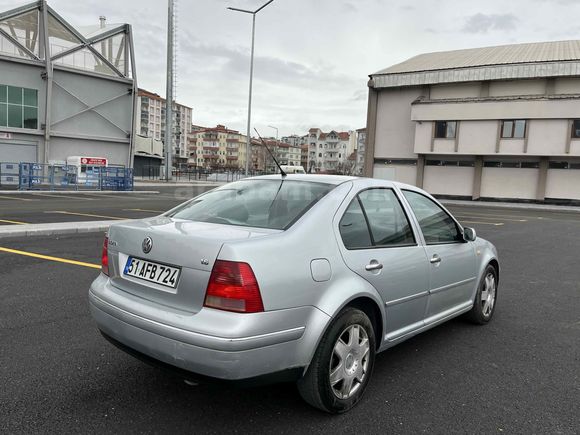 2 LOKAL BOYALI DEĞİŞENSİZ DÜŞÜK KM PASİCİF BORA 2004