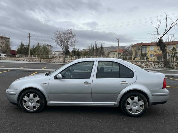 2 LOKAL BOYALI DEĞİŞENSİZ DÜŞÜK KM PASİCİF BORA 2004
