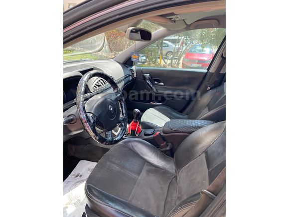 Sahibinden Renault Laguna 1.9 dCi Expression 2007 Model Memurdan