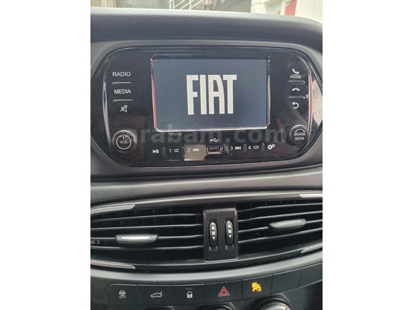 Sahibinden Fiat Egea 1.4 Fire Easy 2024 Model