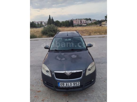 Sahibinden Skoda Roomster 1.6 2007 Model  225.000 km Füme