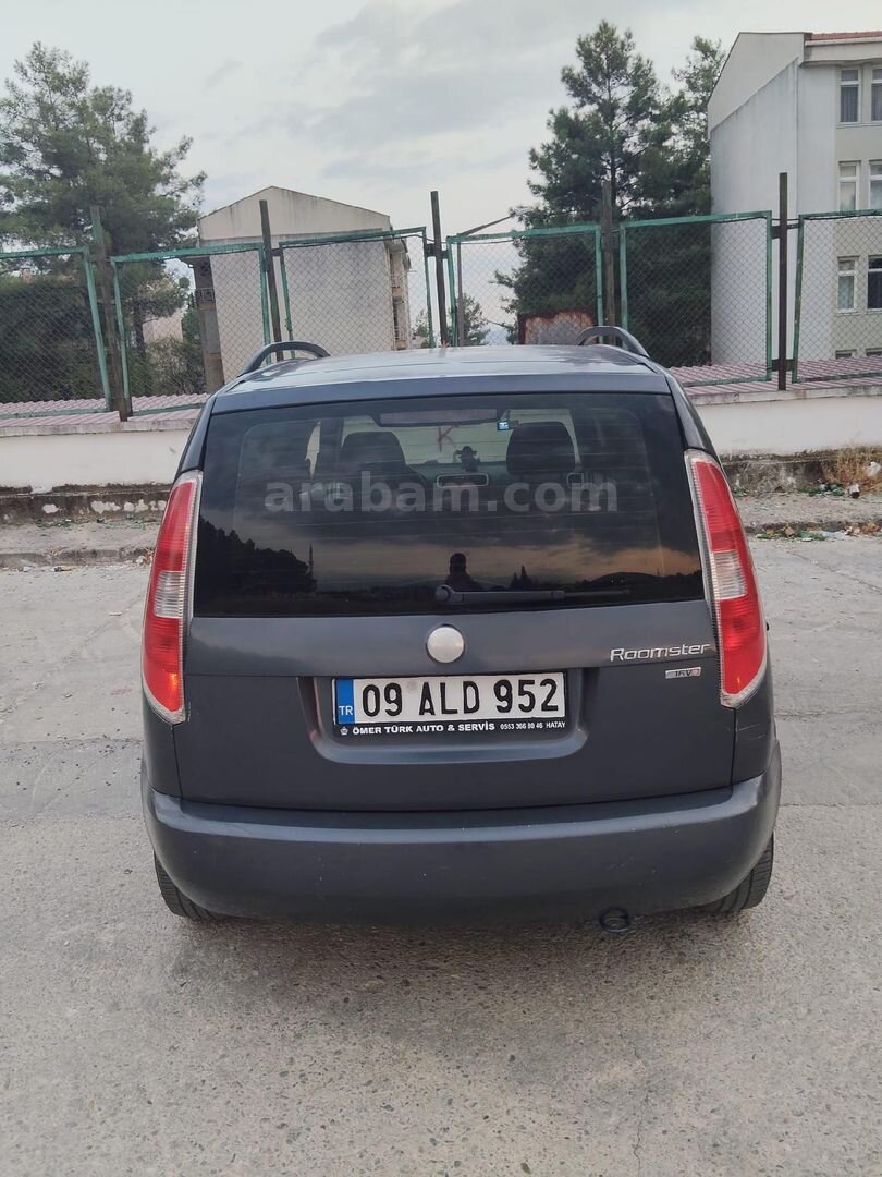 Sahibinden Skoda Roomster 1.6 2007 Model Muğla 225.000 km Füme 3