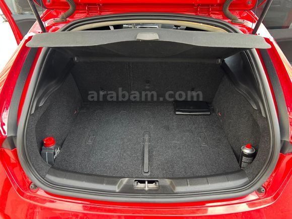 orginal km 62bin Volvo V40 1.5 T3 Momentum 2017 Model