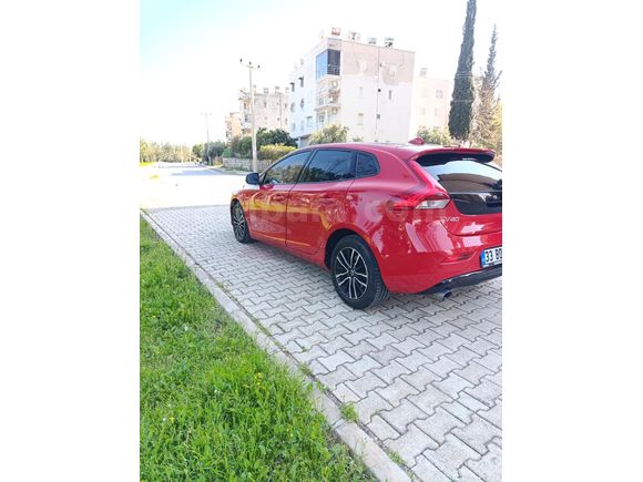 orginal km 62bin Volvo V40 1.5 T3 Momentum 2017 Model