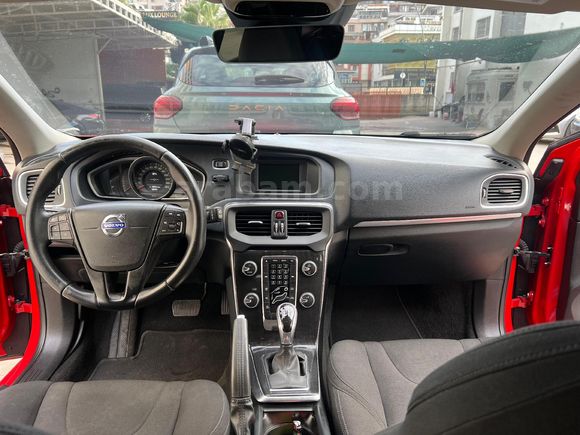 orginal km 62bin Volvo V40 1.5 T3 Momentum 2017 Model