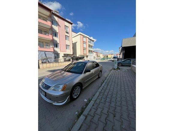 Sahibinden Honda Civic 1.6i VTEC ES 2004 Model