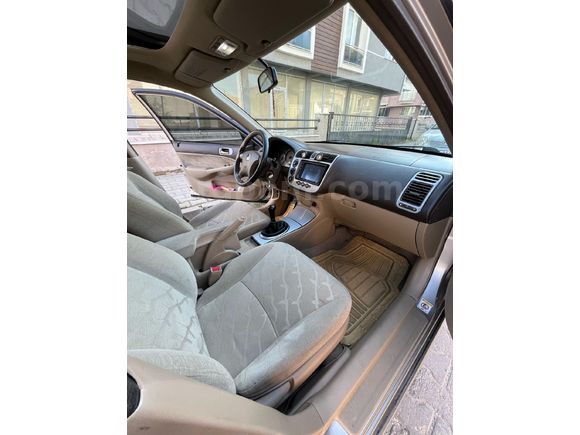 Sahibinden Honda Civic 1.6i VTEC ES 2004 Model
