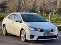 2015 MODEL 142 000 KM COROLLA  ADVANCE  EN FULU