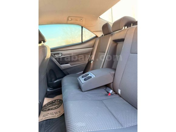 2015 MODEL 142 000 KM COROLLA  ADVANCE  EN FULU