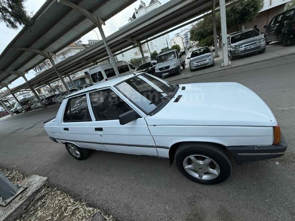 Sahibinden Renault R 9 1.4 Broadway 1988 Model 