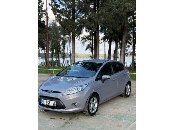 Sahibinden Ford Fiesta 1.4 Titanium 2011 Model Adana 148.000 km Gri (titanyum)