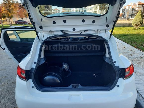 Sahibinden Renault Clio 1.2 Joy 2014 Model