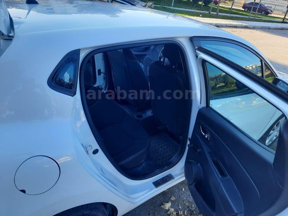 Sahibinden Renault Clio 1.2 Joy 2014 Model