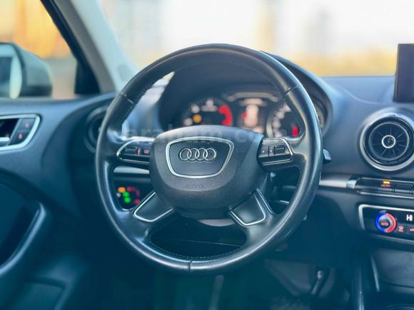 Audi A3 Sportback 1.6 TDI Attraction 2014 Model