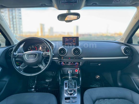 Audi A3 Sportback 1.6 TDI Attraction 2014 Model
