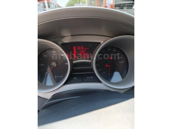 Sahibinden Seat Ibiza 1.6 TDI CR Reference Copa paket 2012 Model