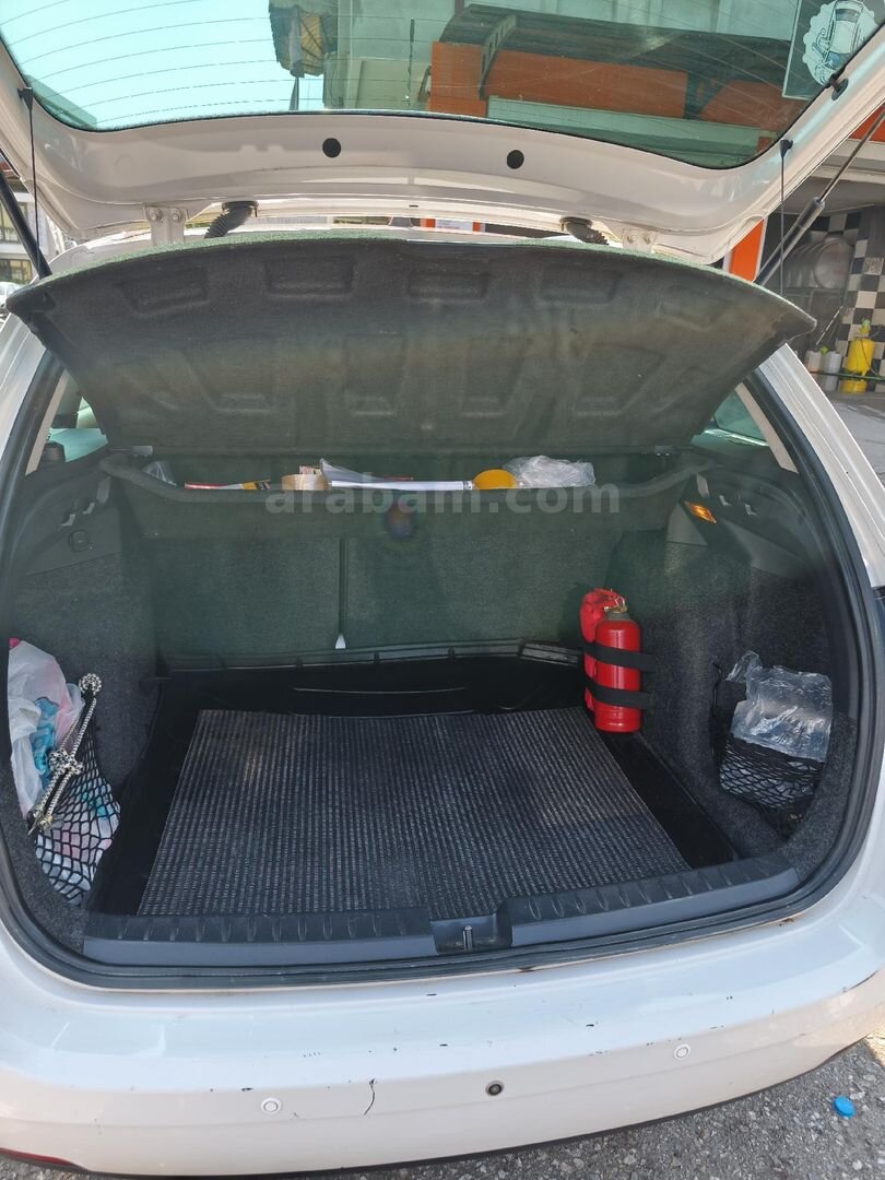 Sahibinden Seat Ibiza 1.6 TDI CR Reference 2012 Model Sakarya 242.000 km Beyaz 4