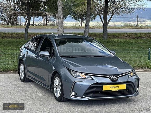 COROLLA 1.5 DREAM | 82.000 KM | BOYASIZ | DEĞİŞENSİZ