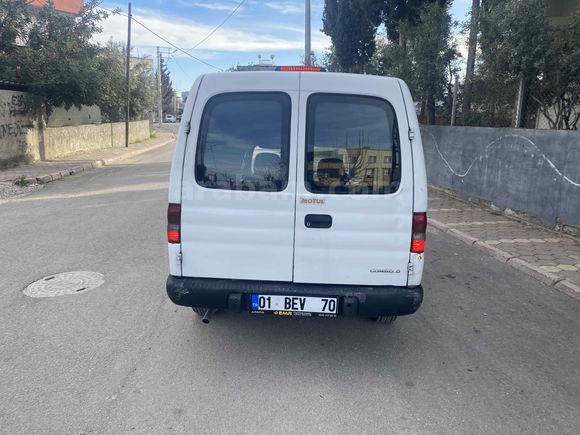 Galeriden Opel Combo 1.7 DTI Comfort 2001 Model Adana