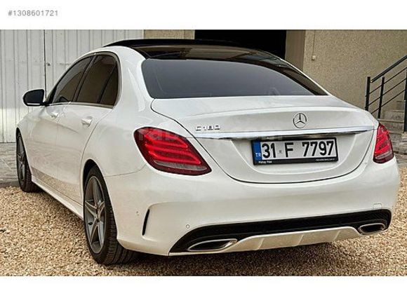 - Mercedes C 180 AMG-