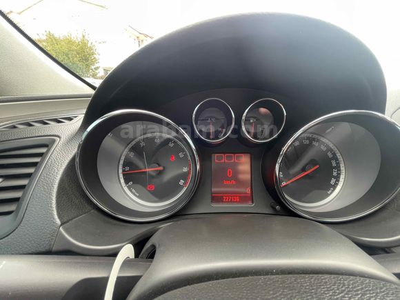 Sahibinden Opel Insignia 1.6 Edition 2009 Model 