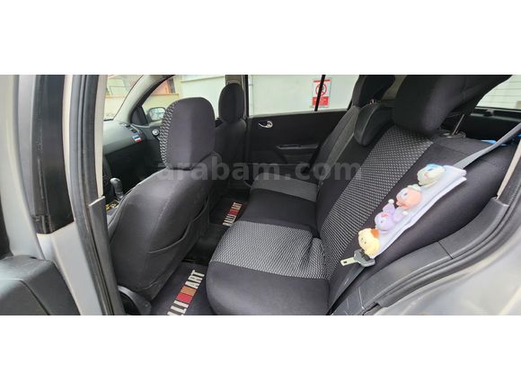 Sahibinden Renault Megane 1.6 Dynamique 2005 Model