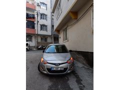 Sahibinden Hyundai i20 1.2 D-CVVT Jump 2013 Model  237.000 km Gri