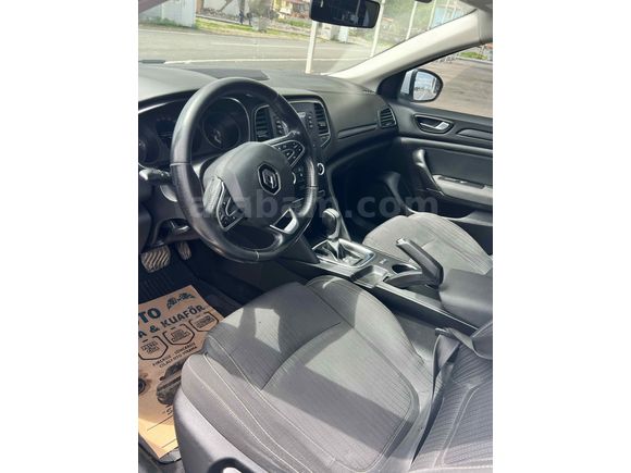 Sahibinden Renault Megane 1.5 Blue DCI Touch 2020 Model 