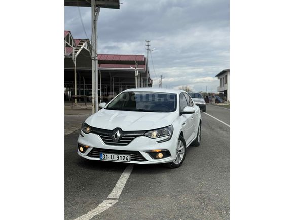 Sahibinden Renault Megane 1.5 Blue DCI Touch 2020 Model 
