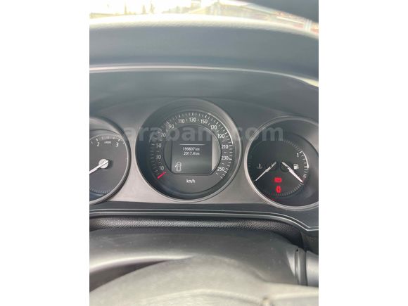 Sahibinden Renault Megane 1.5 Blue DCI Touch 2020 Model 