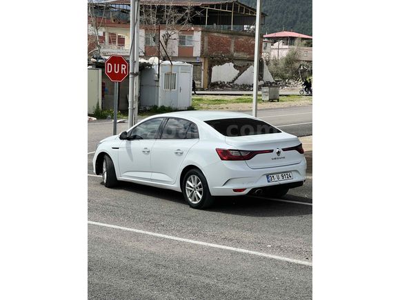 Sahibinden Renault Megane 1.5 Blue DCI Touch 2020 Model 