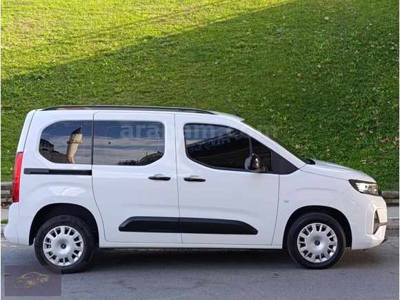 2025 MODEL BOYASIZ DEĞİŞENSİZ OPEL COMBO