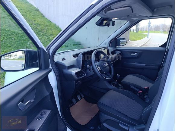 2025 MODEL %20 FATURALI BOYASIZ DEĞİŞENSİZ FORD COURİER