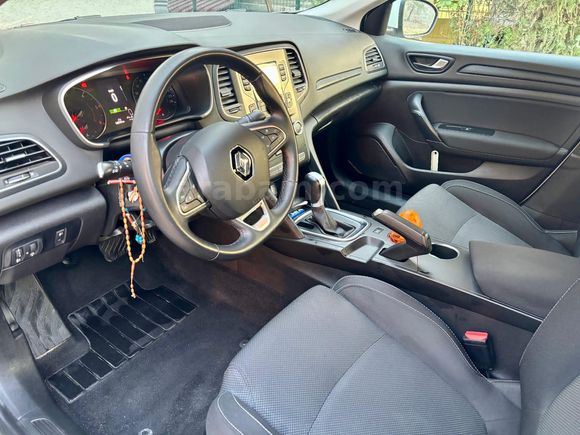 Sahibinden Renault Megane 1.5 Blue DCI Joy 2021 Model