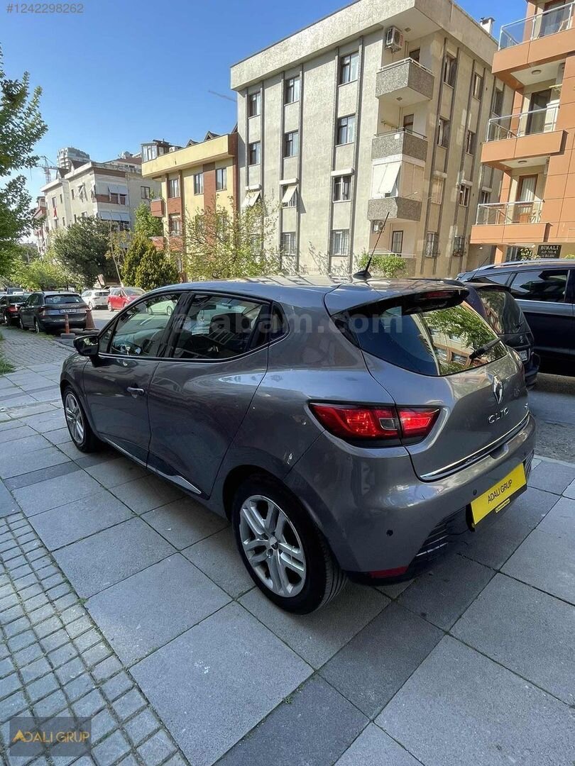 Galeriden Renault Clio 1.5 dCi Touch 2013 Model İstanbul 215.000 km Gri 5