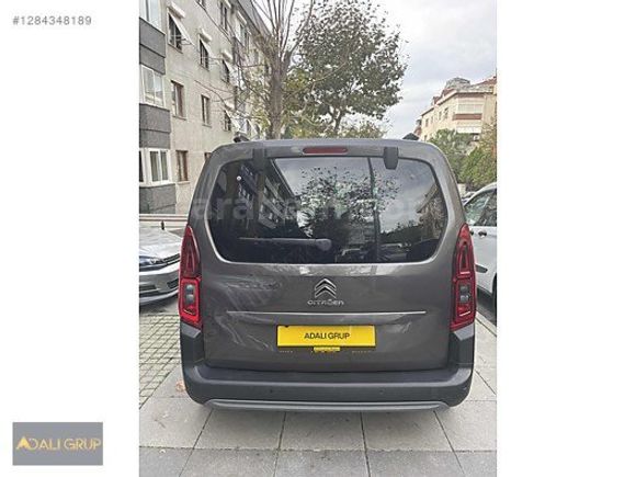 ADALI'dan BERLİNGO SHİNE(CAM TAVAN)/280BİN PEŞİN-55BİN X 24 AY