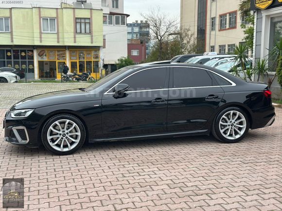 GÜNDEM'DEN DEĞİŞENSİZ AUDİ A4 45 TFSİ QUATTRO S LİNE SİYAH+TABA