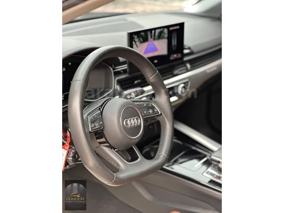 GÜNDEM'DEN DEĞİŞENSİZ AUDİ A4 45 TFSİ QUATTRO S LİNE SİYAH+TABA