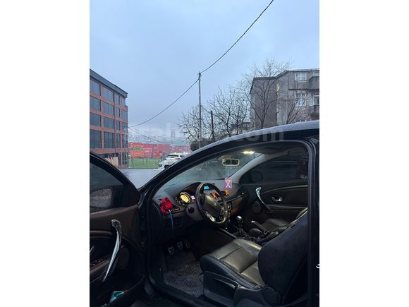 Sahibinden Renault Megane 1.5 dCi Dynamique 2010 Model 