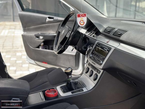 SERHAT AUTO // 2009 MODEL 1.4 TSI HATASIZ PASSAT