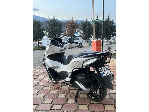 HONDA PCX 2023
